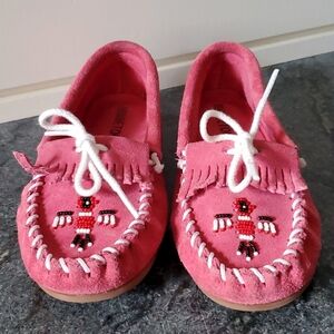 Minnetonka Thunderbird Animikii Pink Suede Beaded Mocassins, Girls 13 Like New